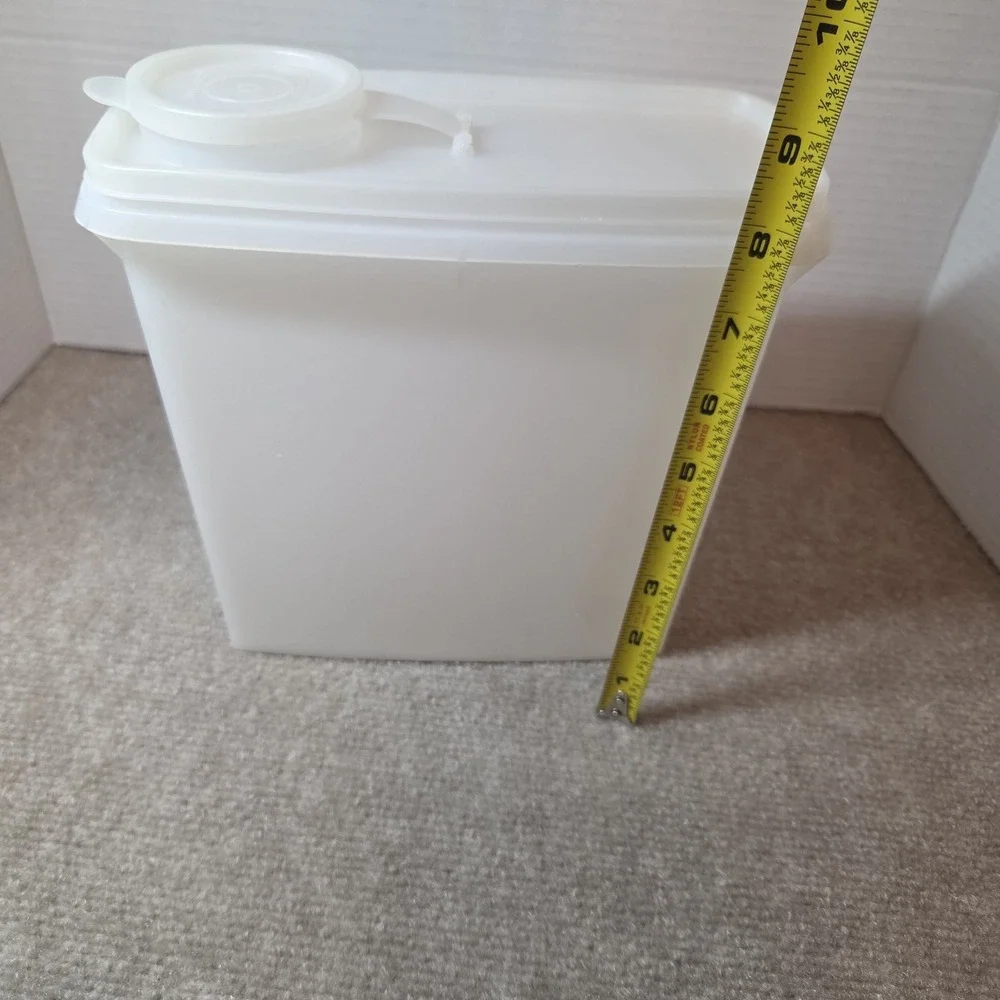 Vintage Tupperware Store-N-Pour Cereal Keeper #469 w/Pour Flip Lid #471 13 Cup